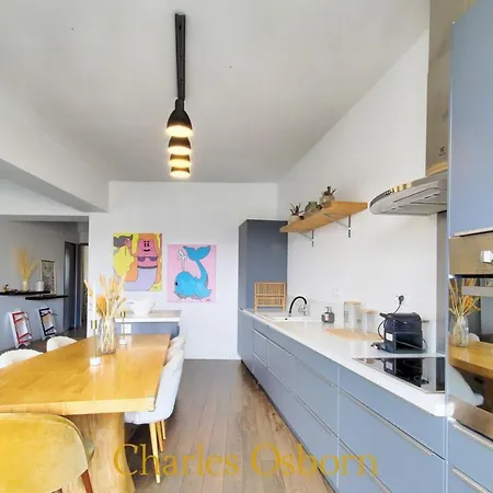 Le Romy, Splendid With Air Conditioning Daire *